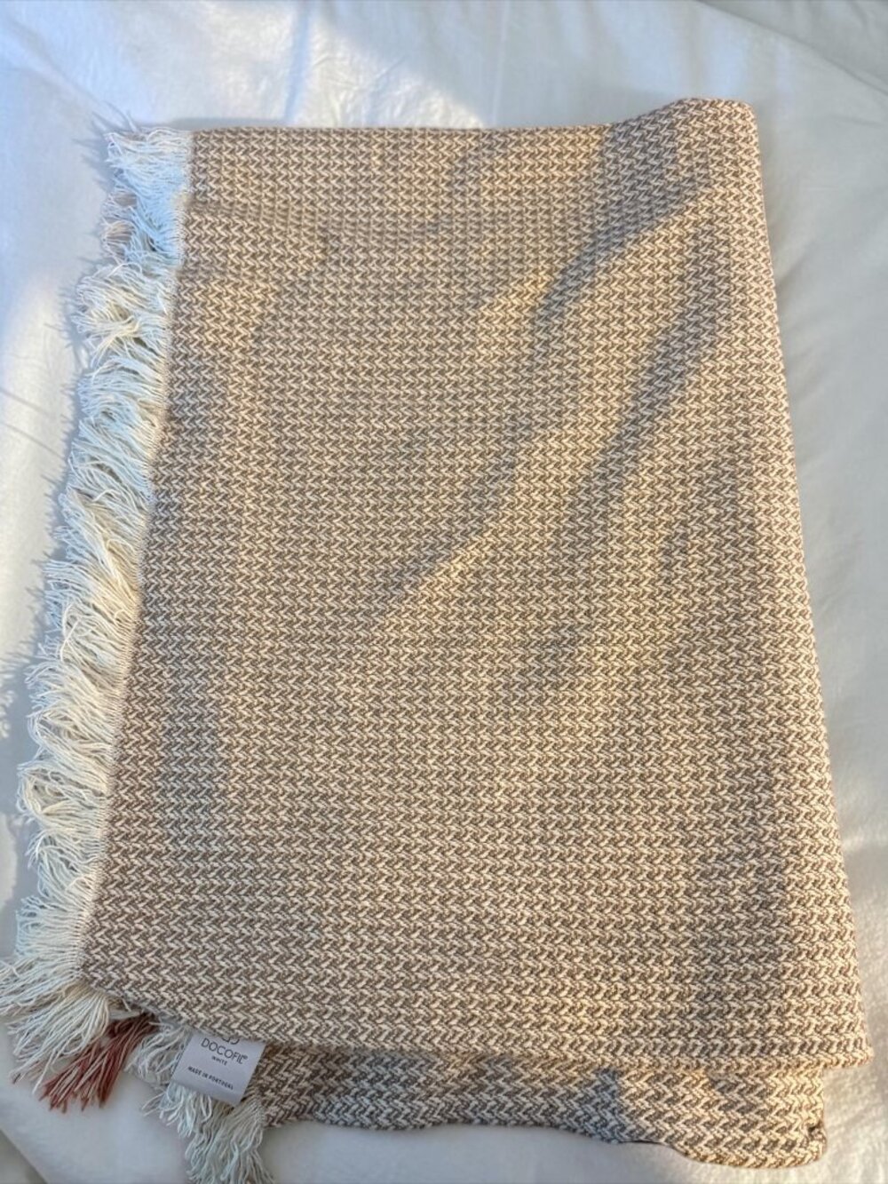 Docofil Ivory/Tan Geometric/Herringbone Cotton Blend Throw Blanket